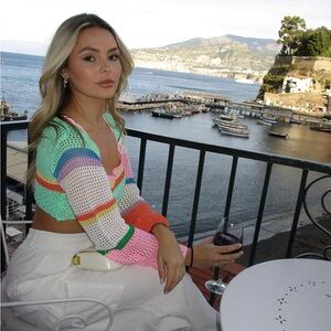 Colorful knit top